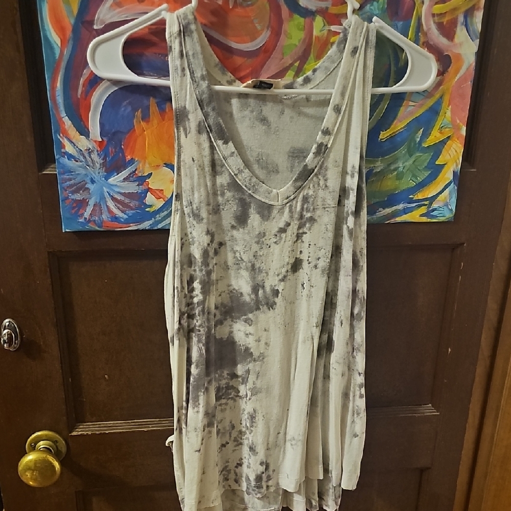 Universal Threads Gray Tie-Dye Sleeveless Women's Top